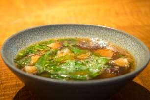 Clear soup of roast duck Nahm Bangkok
